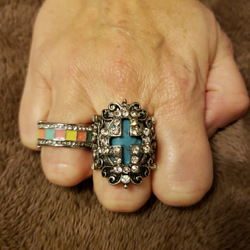 2 cute rings